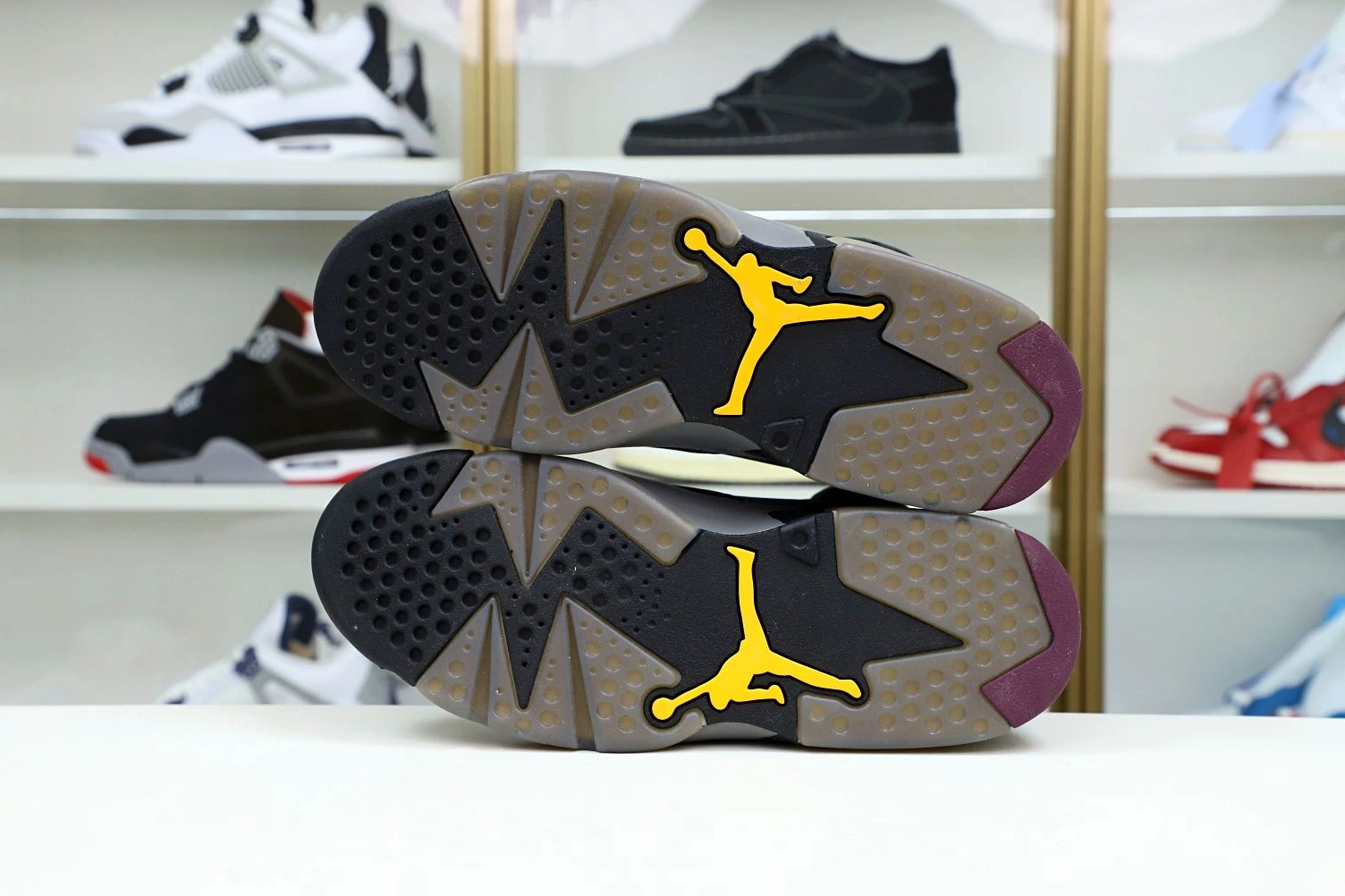 6 JORDAN AIR BORDEAUX RETRO 1115